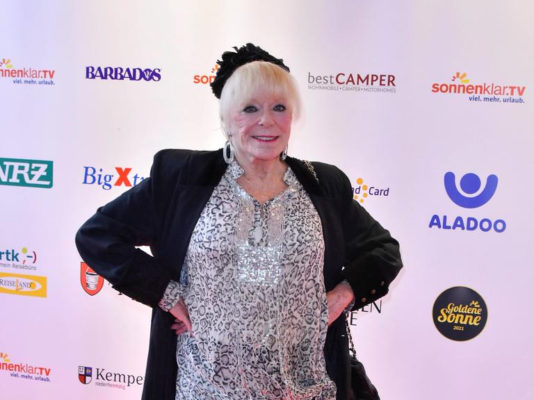 Elke Sommer Schauspielerin zu Gast bei der Verleihung der Goldene Sonne Awards 2021 im Wunderland in Kalkar im Jahr 2021