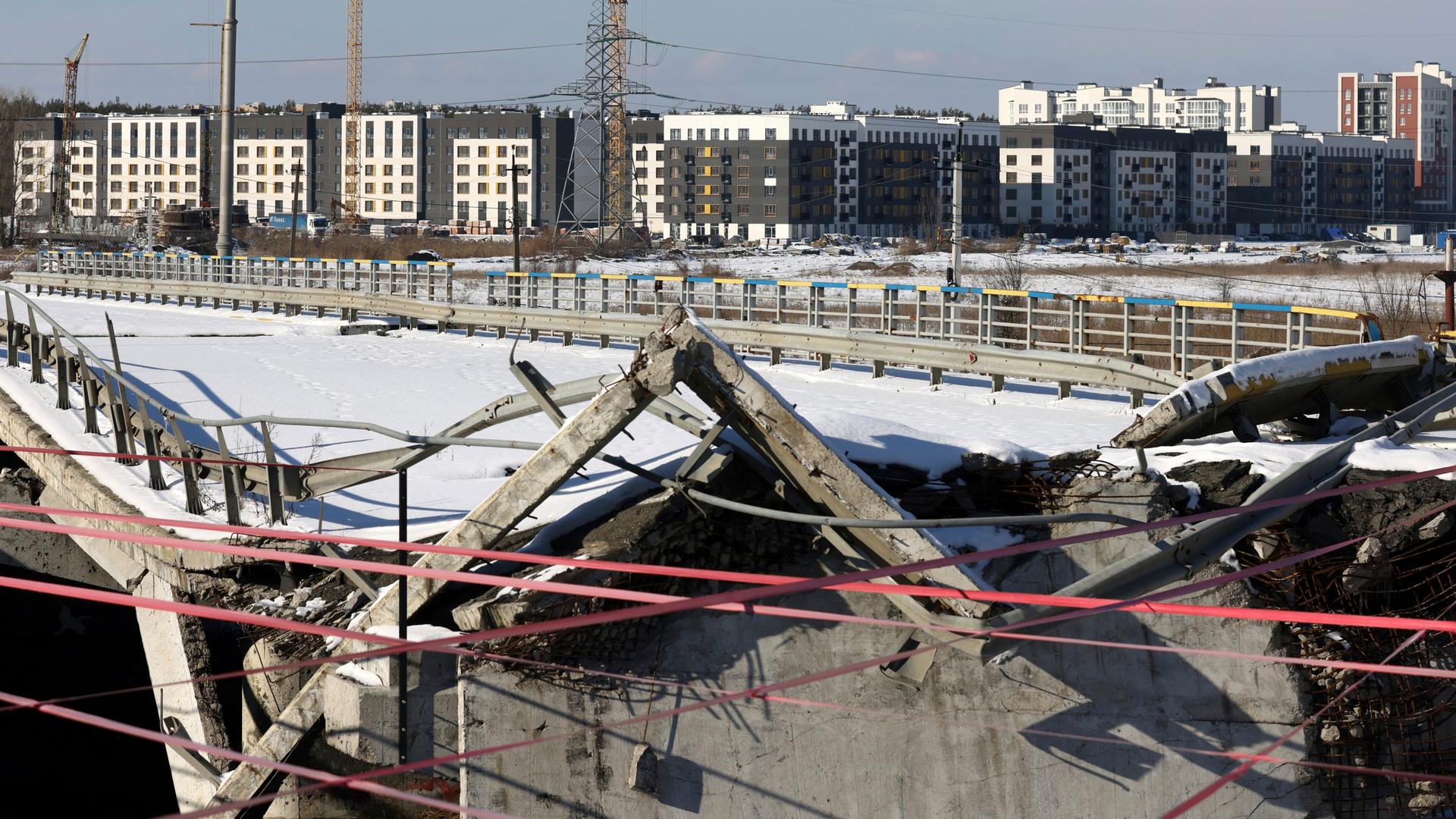 Eine durch einen russischen Angriff zerstörte Brücke in Odessa Eine durch einen russischen Angriff zerstörte Brücke in Odessa
