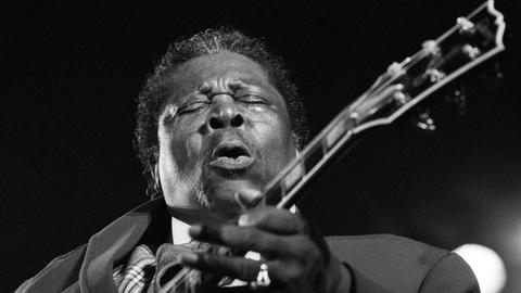 Gitarrist B.B. King (USA) während eines Konzerts; Aufnahmedatum geschÃ¤tztGuitarist B B King USA during a Concert date geschÃ¤tzt  