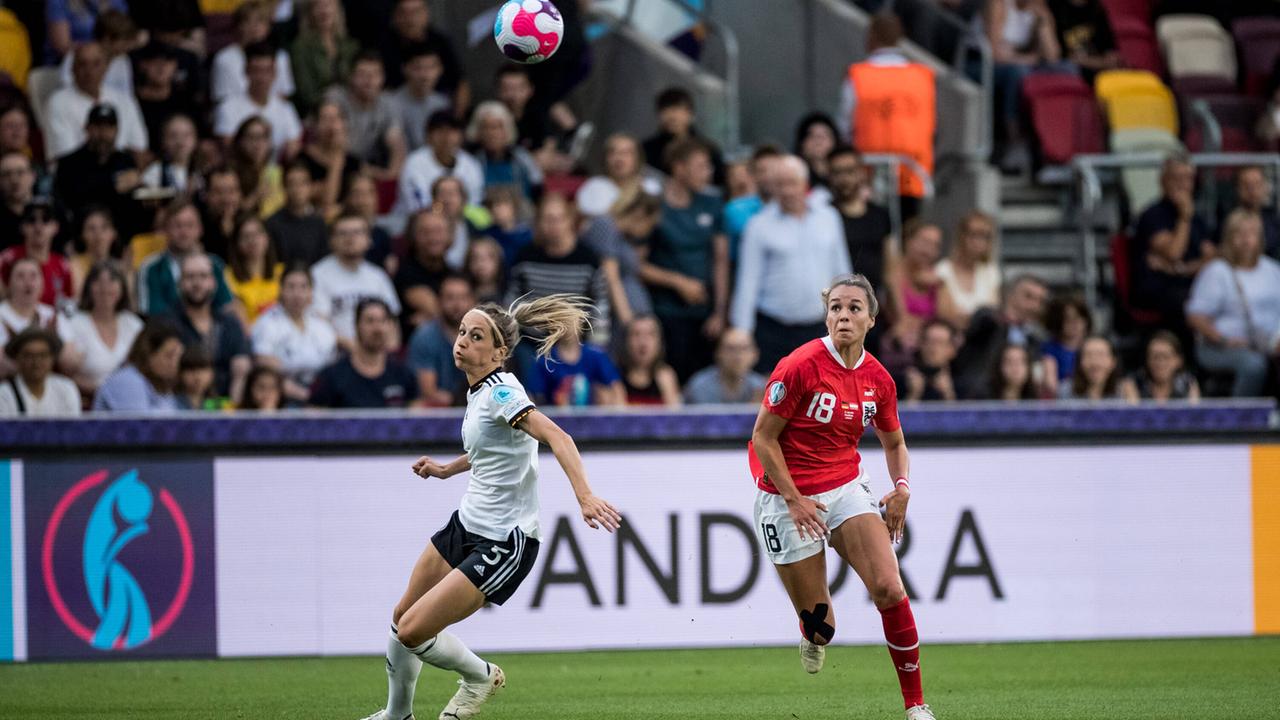 Kommentar Zur Fußball-EM Der Frauen - Ein Neues Klischee Vertieft Den ...