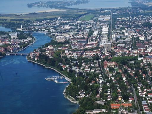 Luftbild auf die Stadt Konstanz am Bodensee