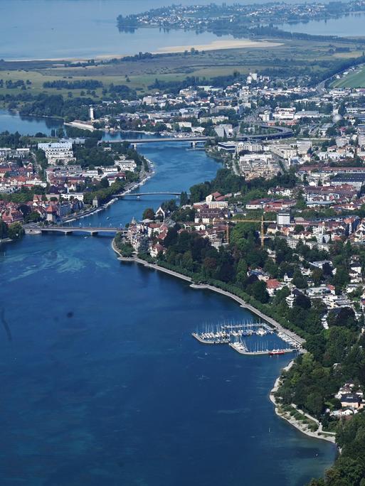 Luftbild auf die Stadt Konstanz am Bodensee