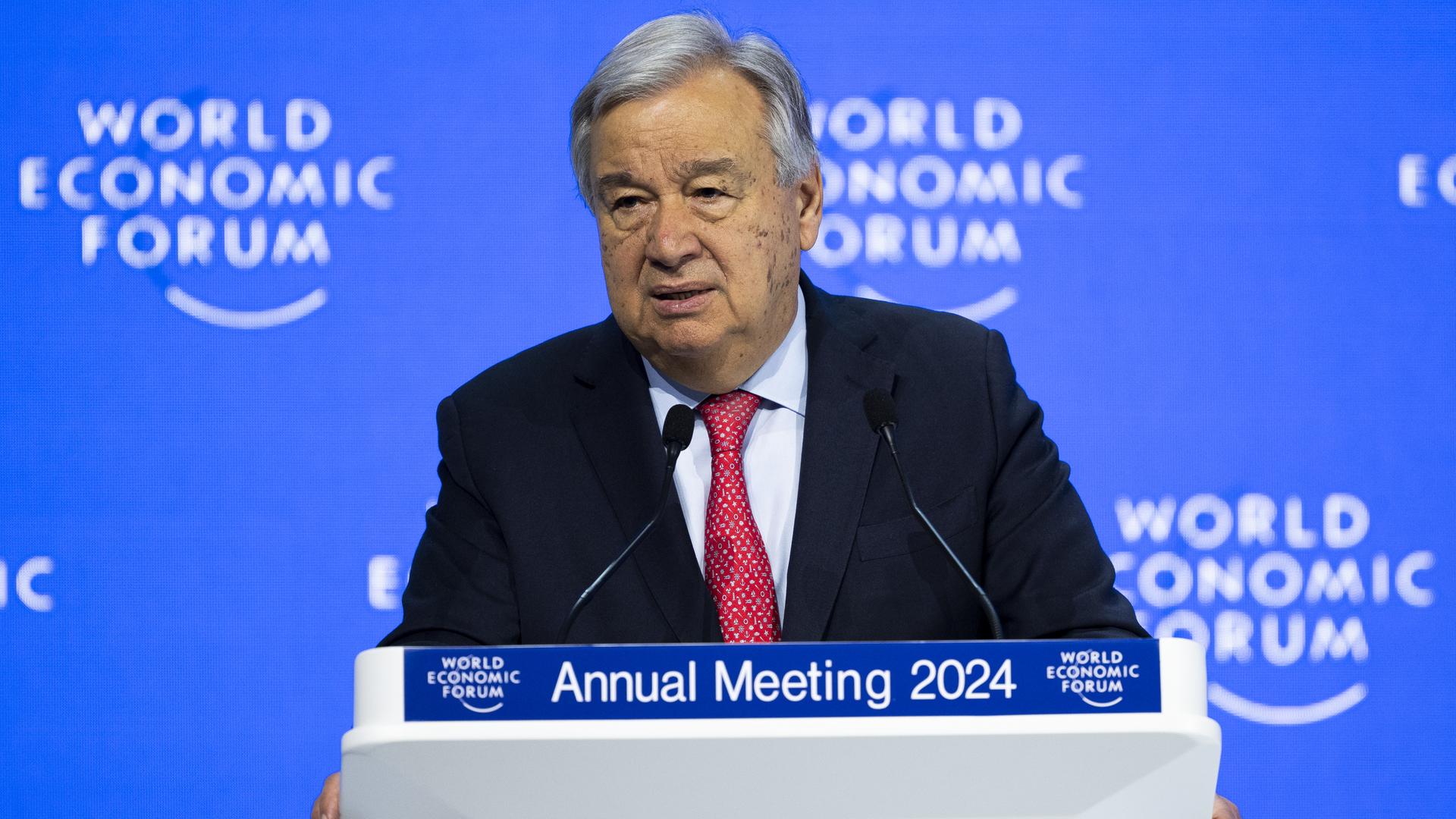 Davos: Antonio Guterres, Generalsekretär der Vereinten Nationen, spricht während einer Plenarsitzung in der Kongresshalle während des 54. jährlichen Treffens des Weltwirtschaftsforums (WEF).