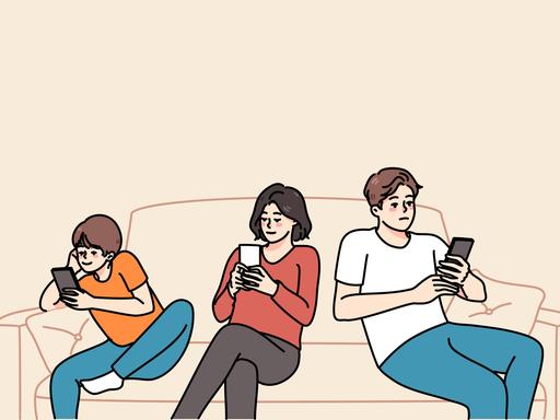 Illustration von Eltern, die mit ihrem Kind auf dem Sofa sitzen. Alle blicken auf ihre Smartphones.