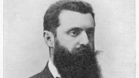 Theodor Herzl (1860-1904) im Porträt auf einer Postkarte