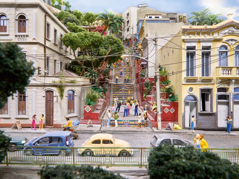 Ansicht einer Strassenszene aus Rio de Janeiro im Miniatur Wunderland Hamburg.