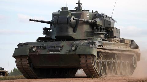Ein Flugabwehrkanonenpanzer vom Typ Gepard