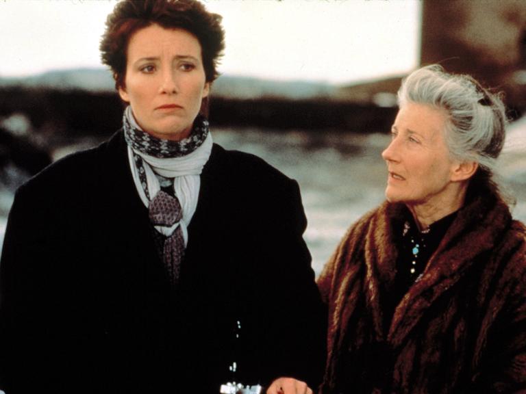 Emma Thompson (links) neben ihrer Mutter Phyllida Law in einer Filmszene Emma Thompson (links) neben ihrer Mutter Phyllida Law in einer Filmszene