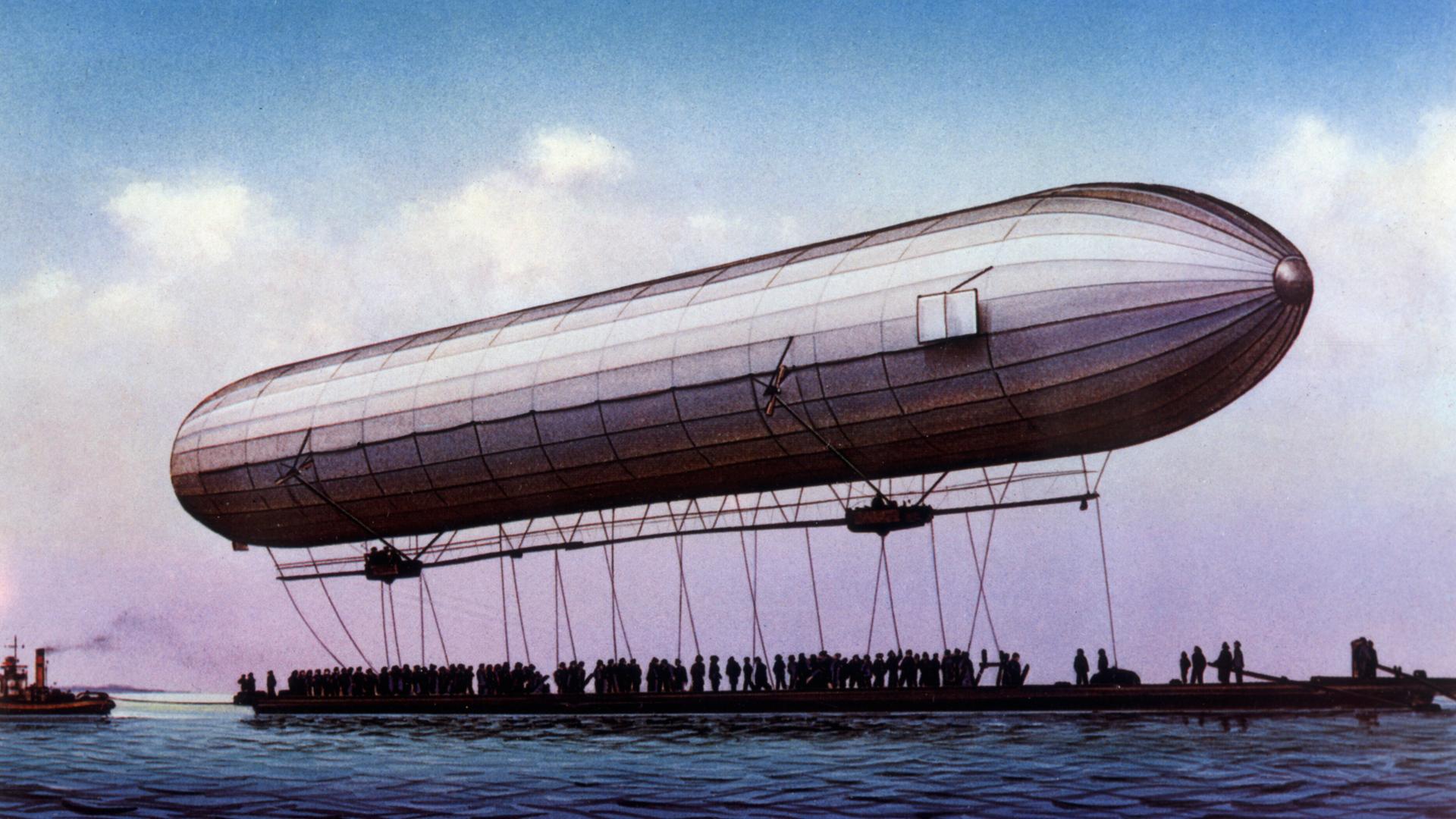 Der ersten Zeppelin LZ.1 vor seinem ersten Start auf dem Bodensee am 2. Juli 1900