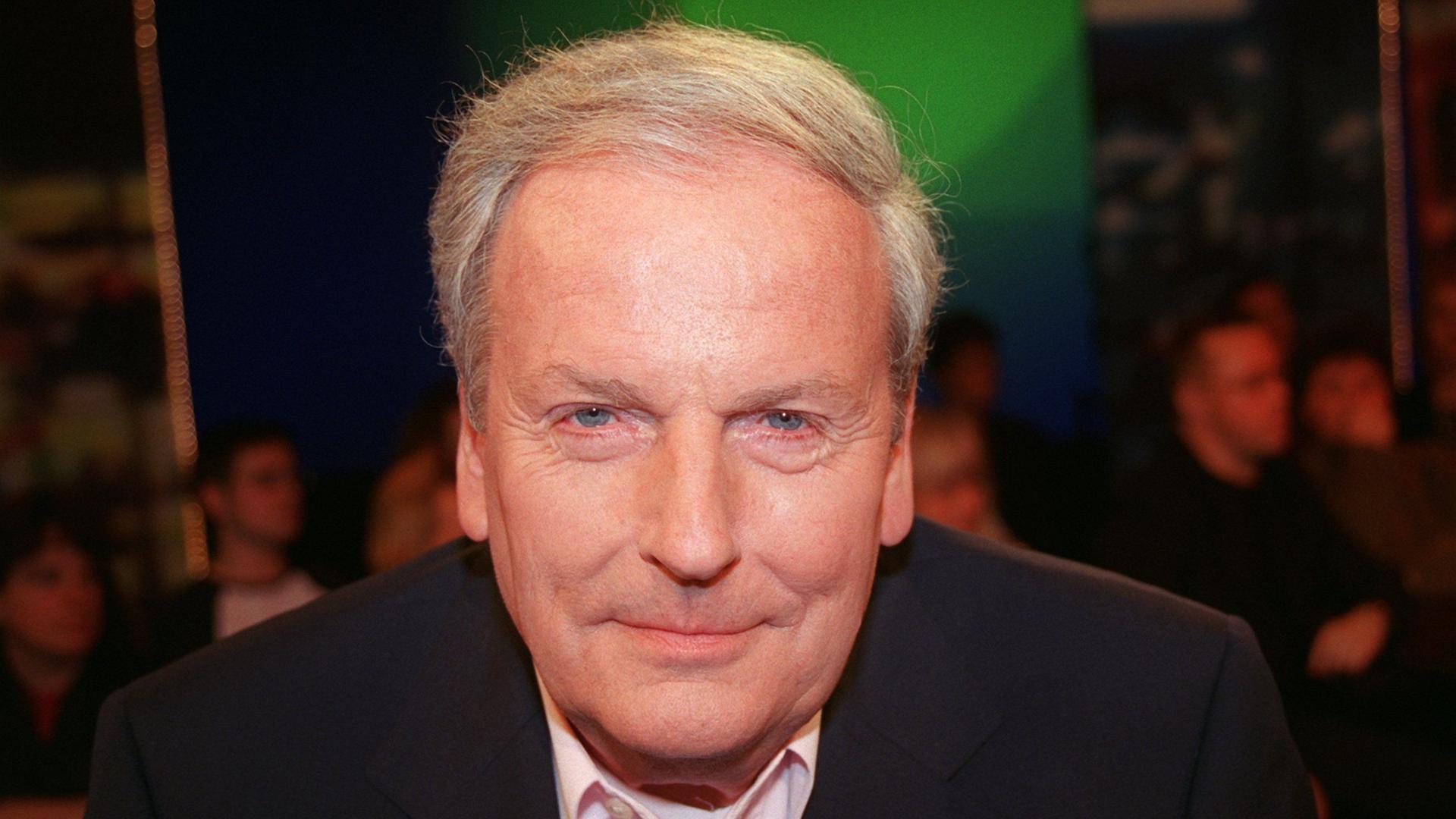 Claus Seibel, ehemaliger ZDF-Nachrichtensprecher, ist gestorben. Claus Seibel, ehemaliger ZDF-Nachrichtensprecher, ist gestorben.