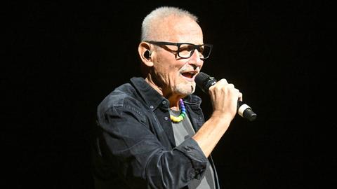 Konstantin Wecker auf der Bühne am 11. Oktober 2025 in Regensburg