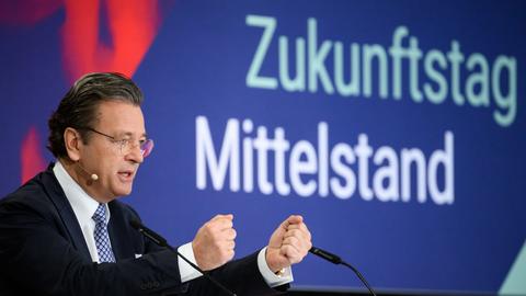 Markus Jerger, Vorsitzender der Bundesgeschäftsführung des Bundesverbandes Der Mittelstand (BVMW), spricht beim Zukunftstag Mittelstand, dem Kongress und Jahresempfang 2023 des Bundesverbandes