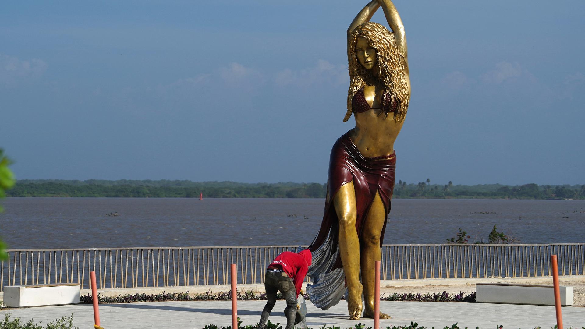 Shakira-Statue aus Bronze in Barranquilla.