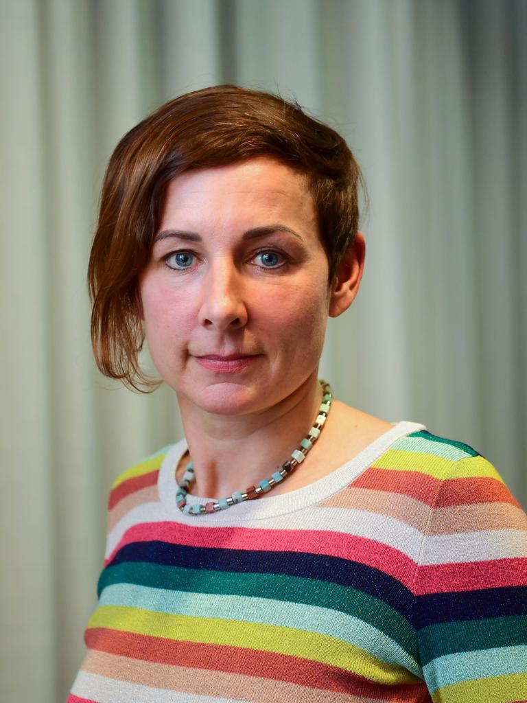 Schriftstellerin Juli Zeh im Porträt Schriftstellerin Juli Zeh im Porträt