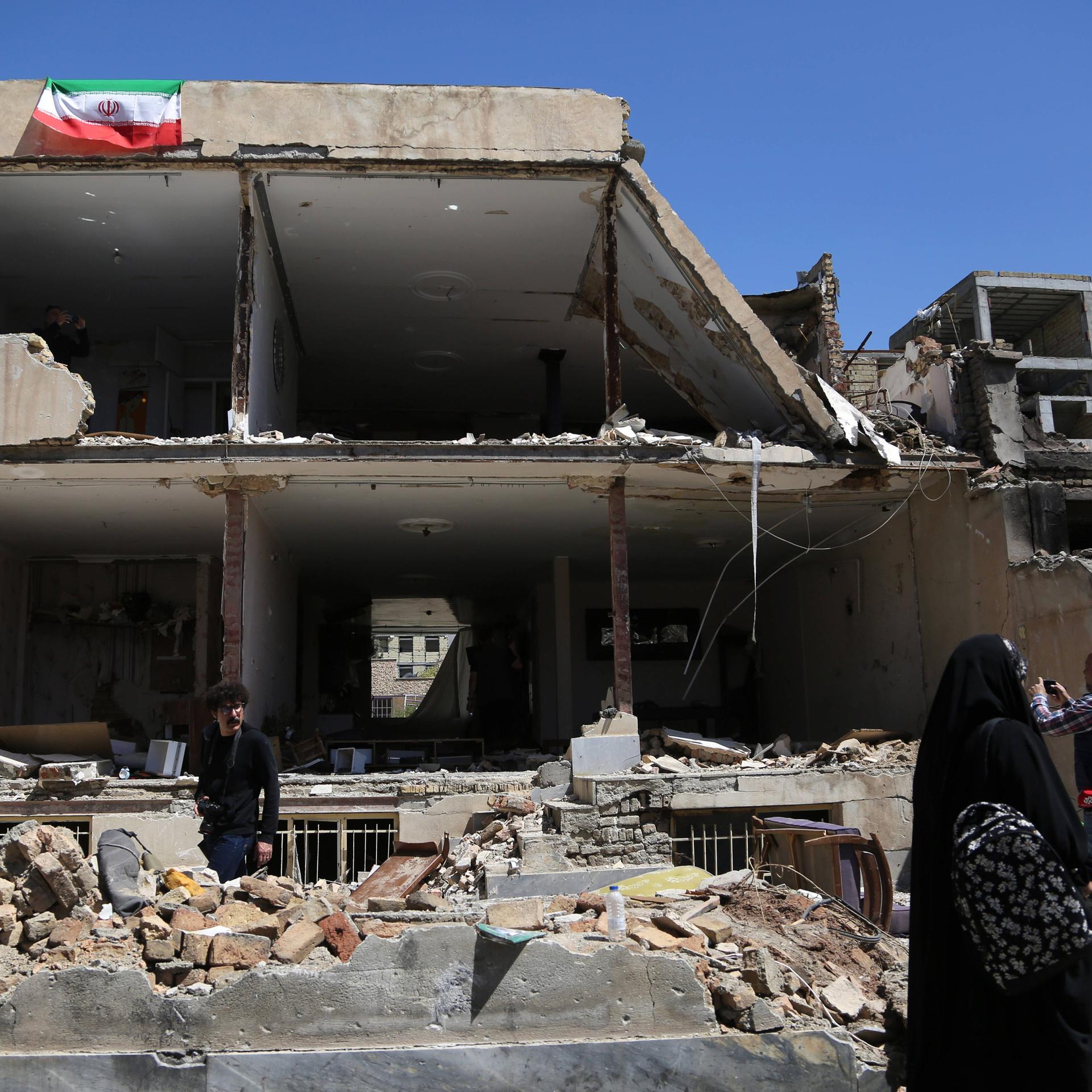 Internationales Recht - Das Völkerrecht heute - mächtig oder machtlos?