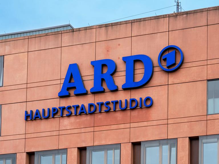 Das Hauptstadtstudio der ARD in Berlin Mitte.