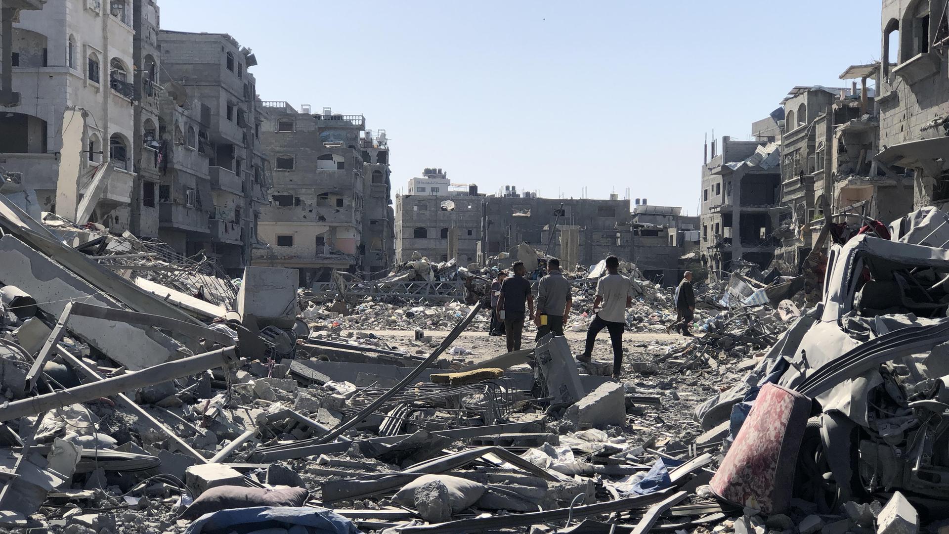 Zerstörte Gebäude nach einem israelischem Angriff in Beit Lahia, Gazastreifen. 