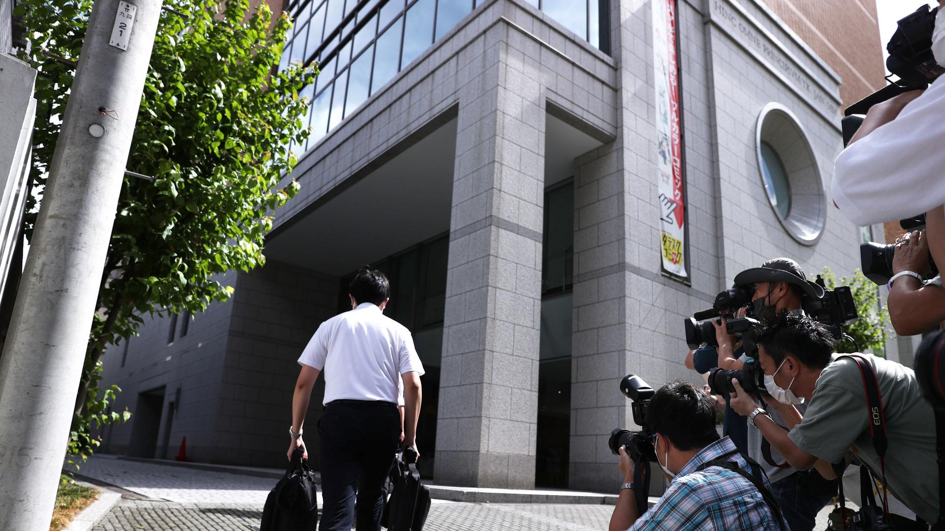Ermittler gehen ins Hauptquartier des japanischen Verlags Kadokawa im Zuge der Korruptionsvorwürfe rund um die Vergabe der Olympischen Sommerspiele nach Tokio 2020. 