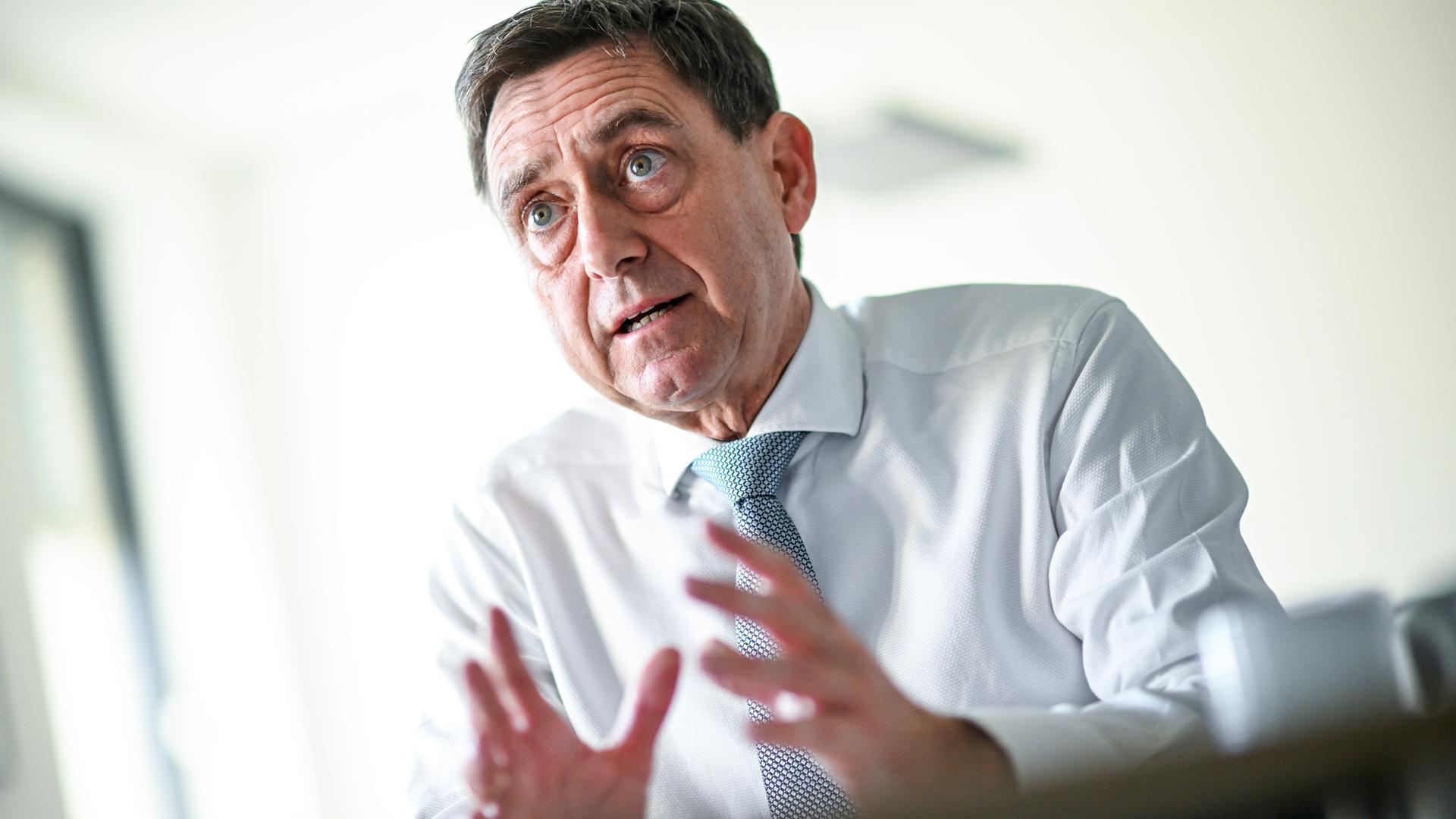 Oliver Blatt, Chef des GKV-Spitzenverbands, im Porträt