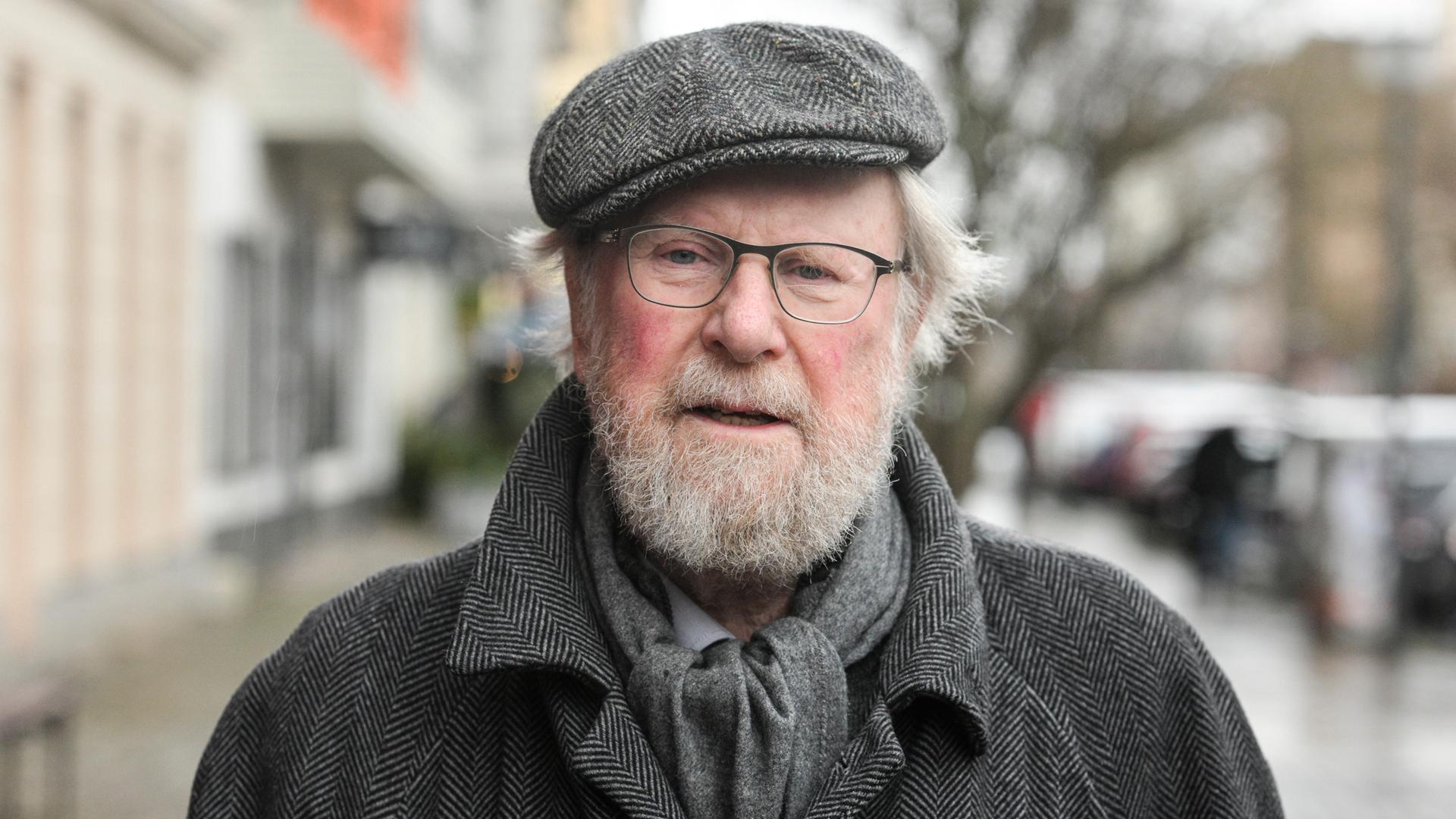 Berlin: Wolfgang Thierse (SPD) ist der ehemalige Präsident des Deutschen Bundestages. Er trägt Bart und eine Baskenmütze. 