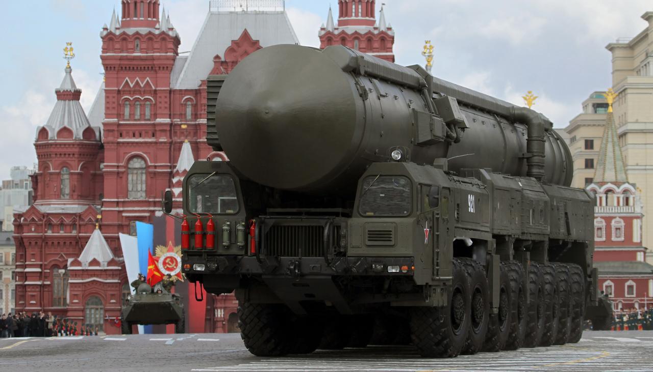 Eine moderne strategische russische Atomrakete vom Typ Topol-M