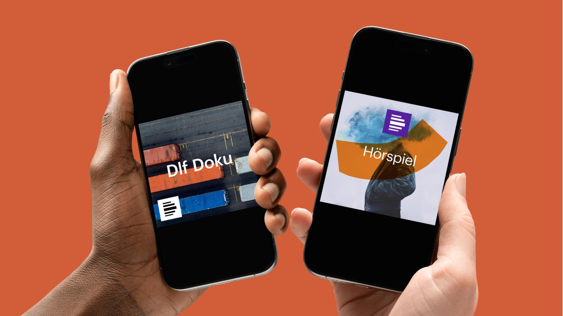 Zwei Handys von zwei Händen gehalten, auf den Displays sieht man die Logos von Deutschlandradio-Podcasts, Dlf Doku und Hörspiel Zwei Handys von zwei Händen gehalten, auf den Displays sieht man die Logos von Deutschlandradio-Podcasts, Dlf Doku und Hörspiel