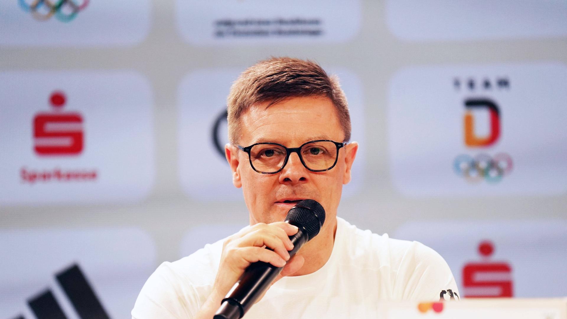 Olaf Tabor, Chef de Mission 