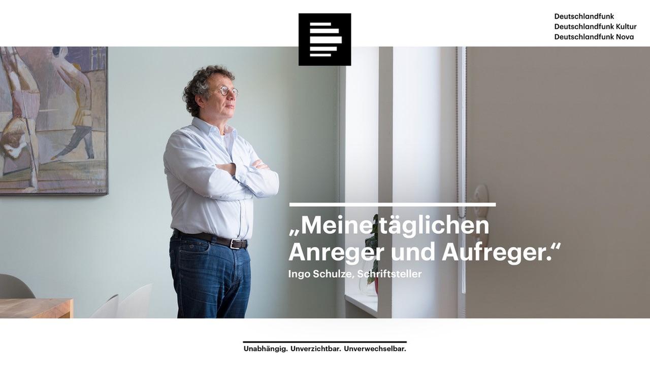 Eines der Motive aus der Deutschlandradio-Kampagne "Unabhängig. Unverzichtbar. Unverwechselbar." zeigt den Schriftsteller Ingo Schulze.