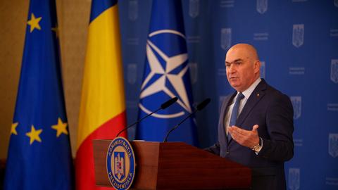 Bukarest: Rumäniens damaliger Interimspräsident Ilie Bolojan bei einer Pressekonferenz im Präsidentenpalast Cotroceni im Februar 2025.