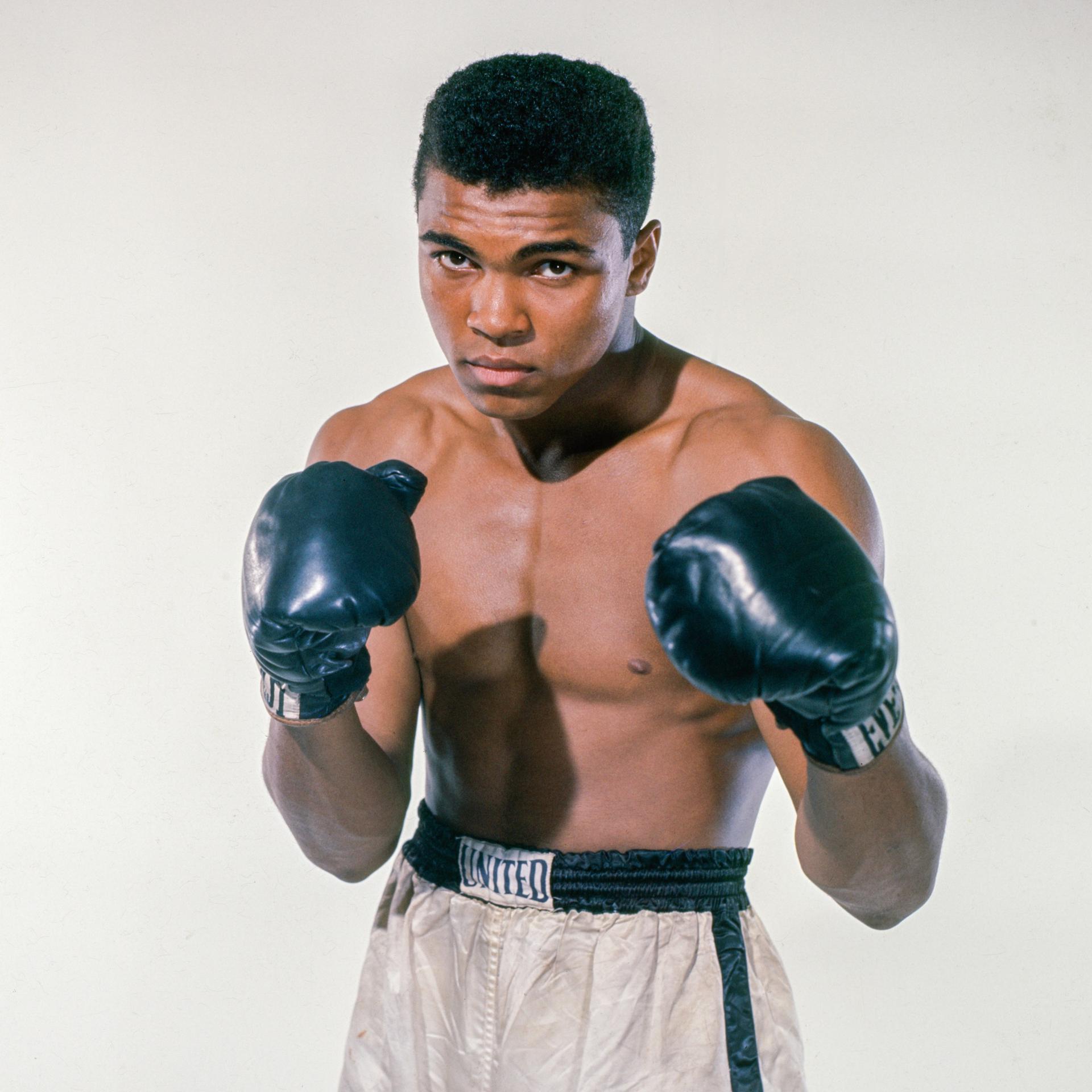 cover of episode Boxer, Aktivist, Idol - Muhammad Ali tänzelte um seine Gegner herum