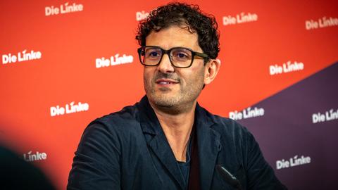 Luigi Pantisano, Co-Vorsitzender Die Linke, aufgenommen auf einer Pressekonferenz im Karl-Liebknecht-Haus.