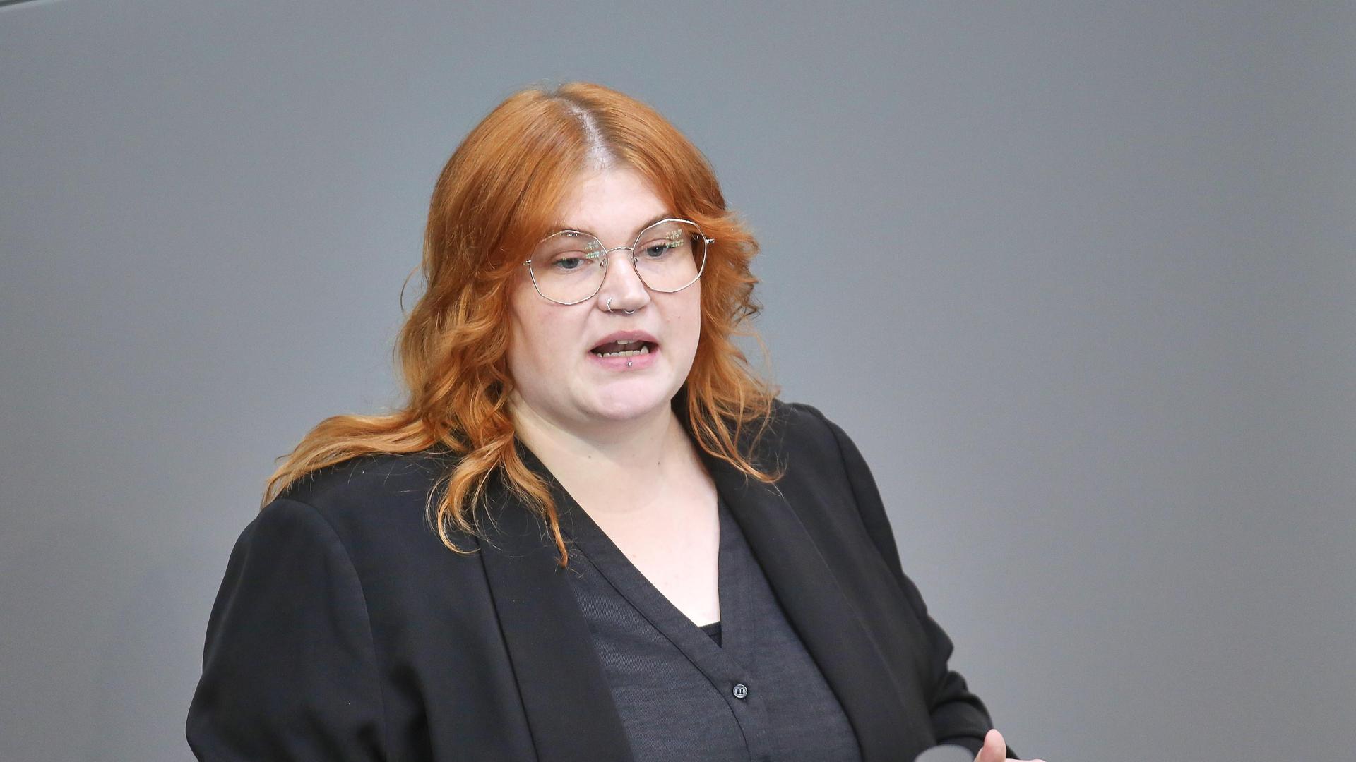 Sarah Vollath, Linke, spricht im Bundestag. Sarah Vollath, Linke, spricht im Bundestag.