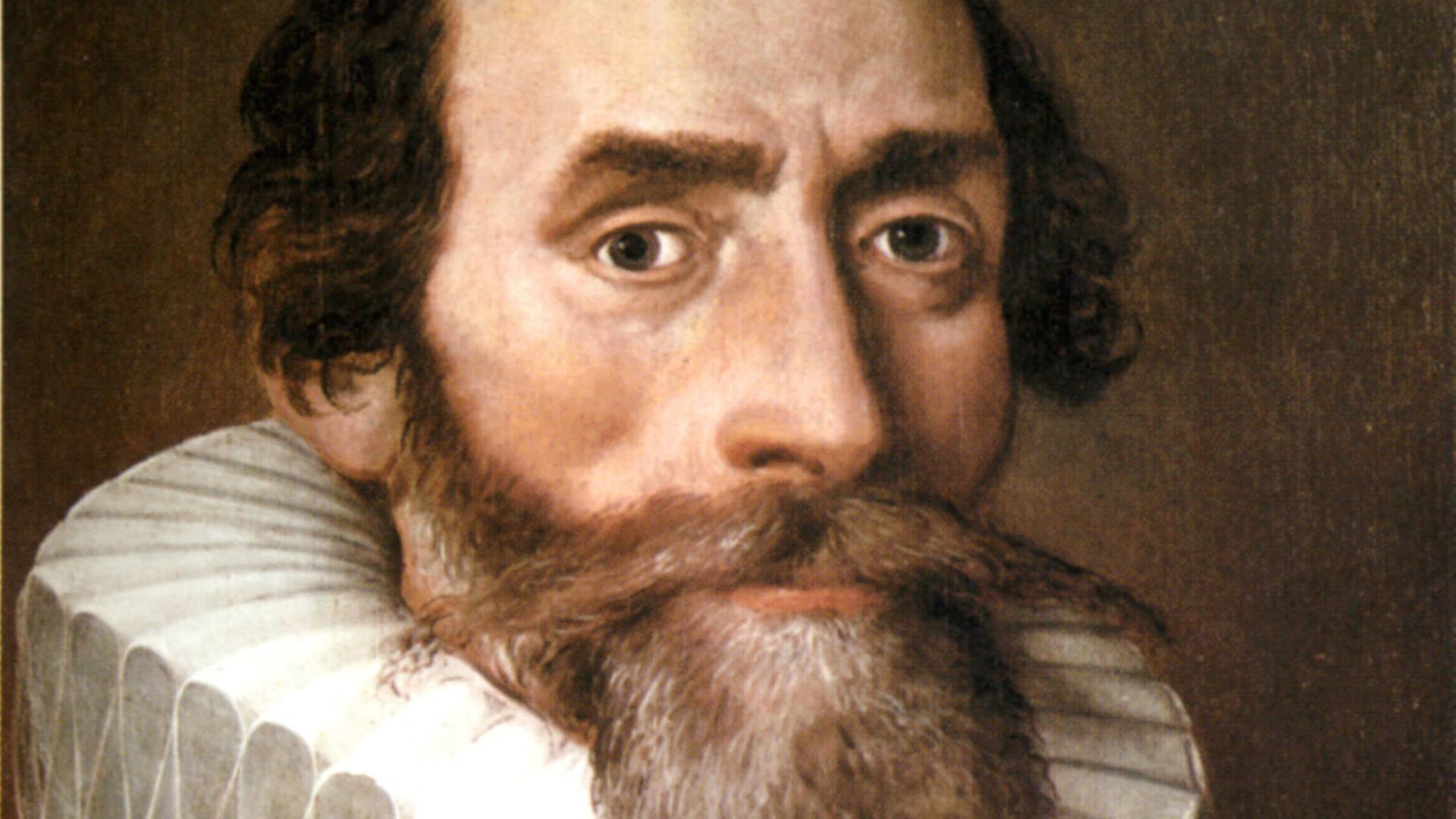 Der große Astronom Johannes Kepler (1571-1630) auf einem Gemälde aus dem Jahr 1610. Er trägt einen langen Bart und lächelt freundlich. Der große Astronom Johannes Kepler (1571-1630) auf einem Gemälde aus dem Jahr 1610. Er trägt einen langen Bart und lächelt freundlich.