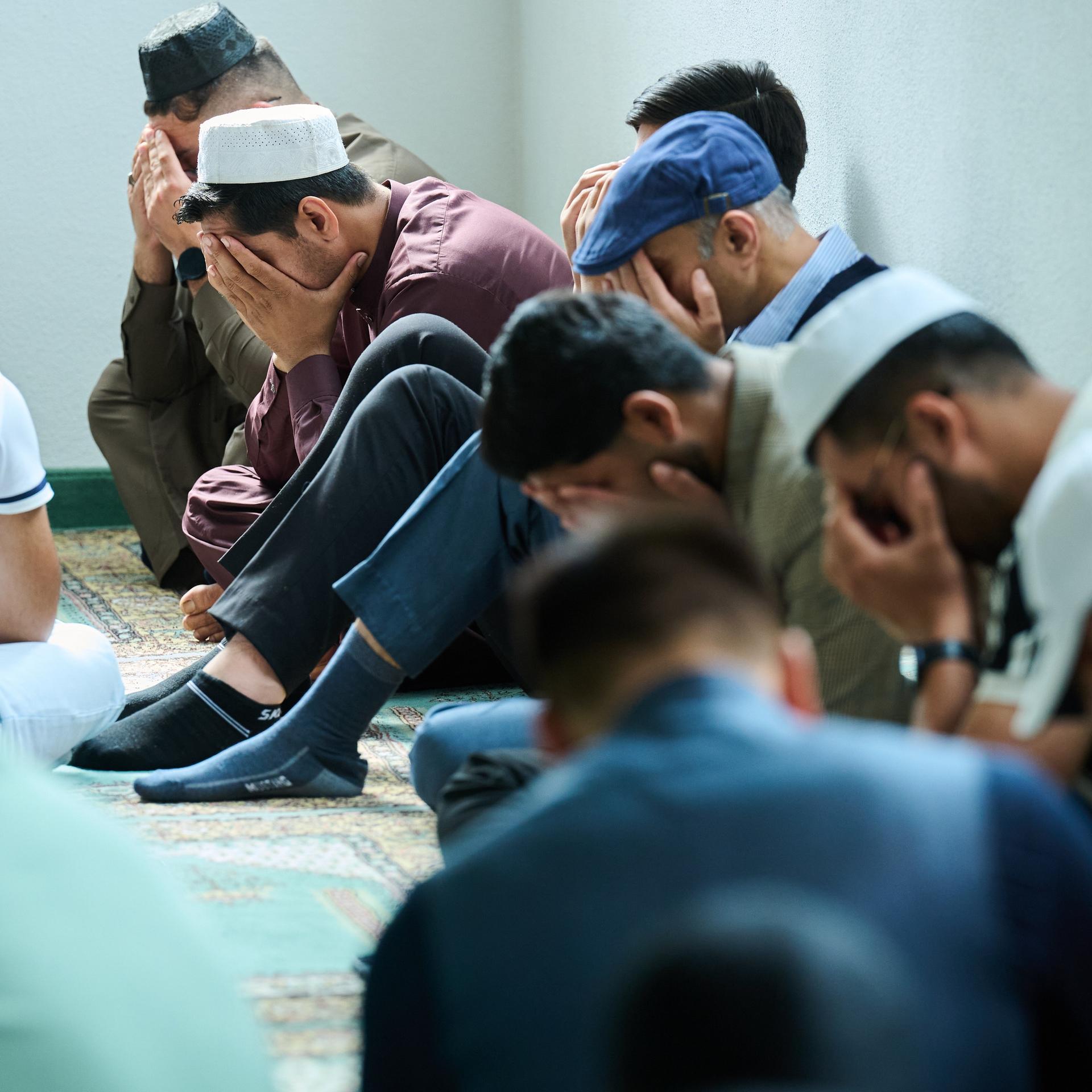 Nach CSD-Anschlag - Warum Muslime mehr über Queerfeindlichkeit sprechen sollten