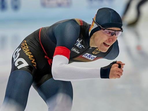 Eisschnelläufer Finn Sonnekalb bei den Junioren-Weltmeisterschaften in Inzell 2023