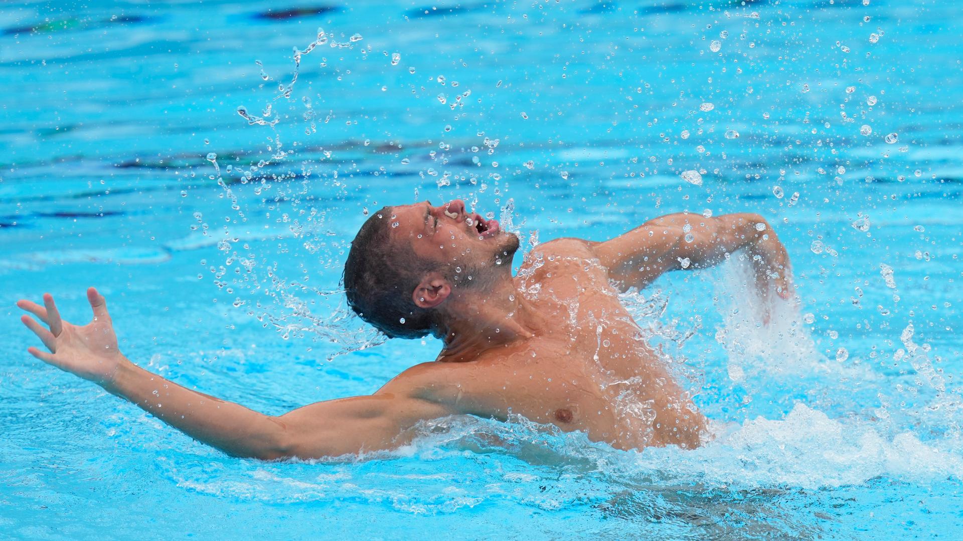 Der Italiener Giorgio Minisini bei der Schwimm-EM in Belgrad im Juni 2024 in Aktion.