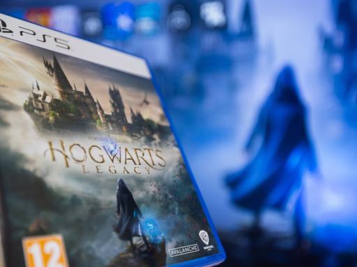 Version von Hogwarts Legacy für die PS5.