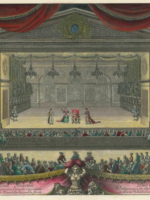 Die Komödie "Der eingebildete Kranke" von Molière wird im Garten von Versailles aufgeführt. Kupferstich, um 1676, von Jean Lepautre. Nachträglich koloriert