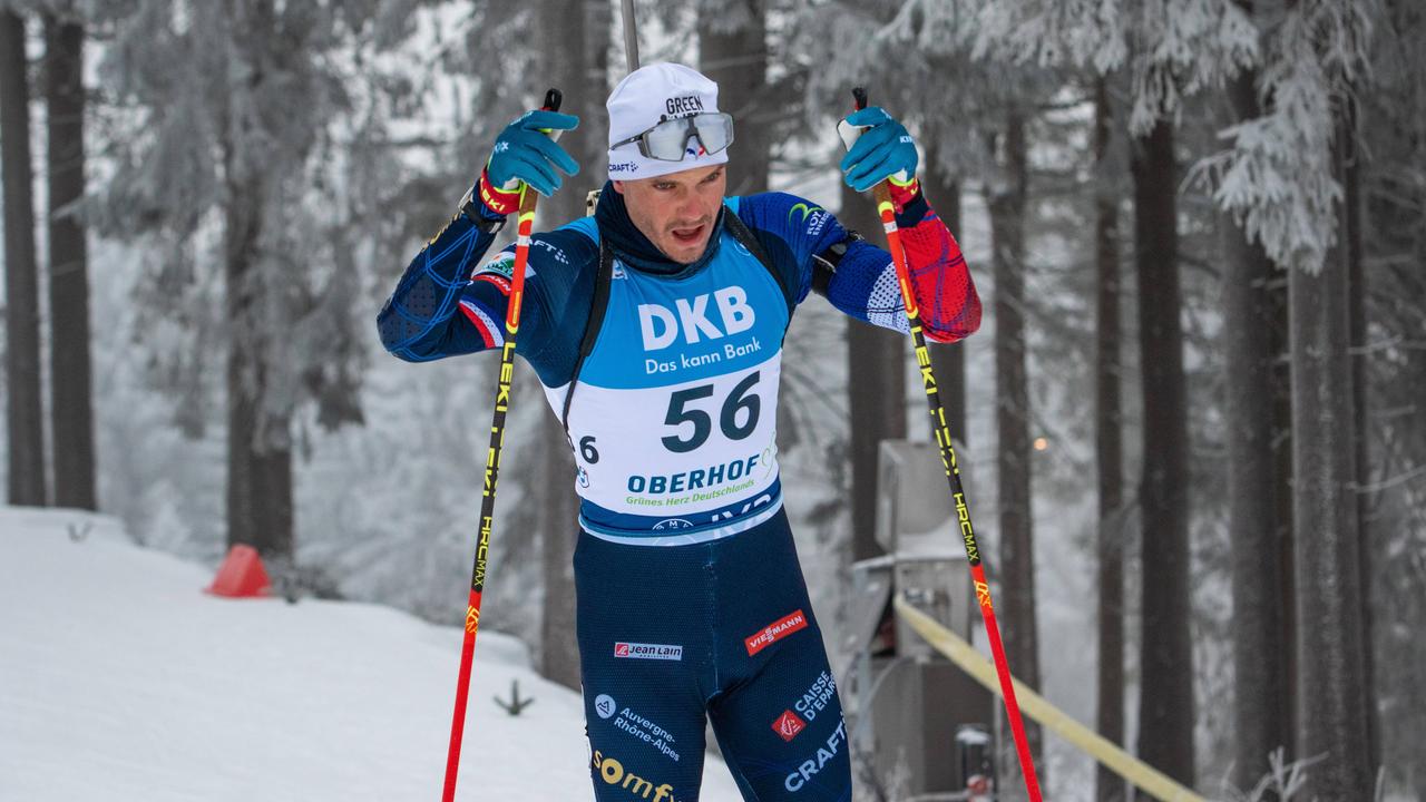 Der Biathlet Emilien Jaquelin während eines Rennens