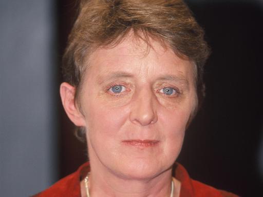 Ein Portrait des ehemaligen RAF-Mitglieds Silke Maier-Witt nach ihrer Haft. Ein Portrait des ehemaligen RAF-Mitglieds Silke Maier-Witt nach ihrer Haft.