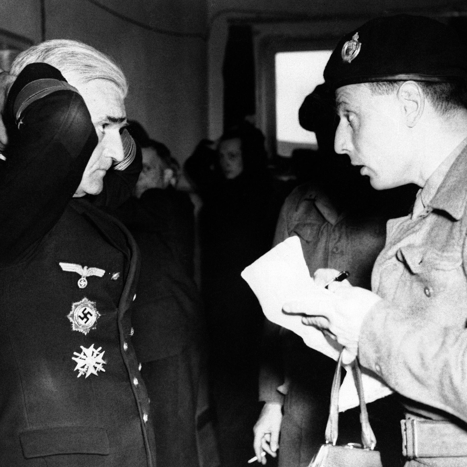 Buch zum Kriegsende - Als Flensburg für kurze Zeit das Zentrum des NS Regimes war
