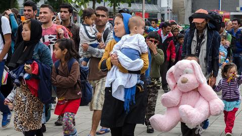 Ankunft von 2500 Flüchtlingen in Dortmund am 06.09.2015