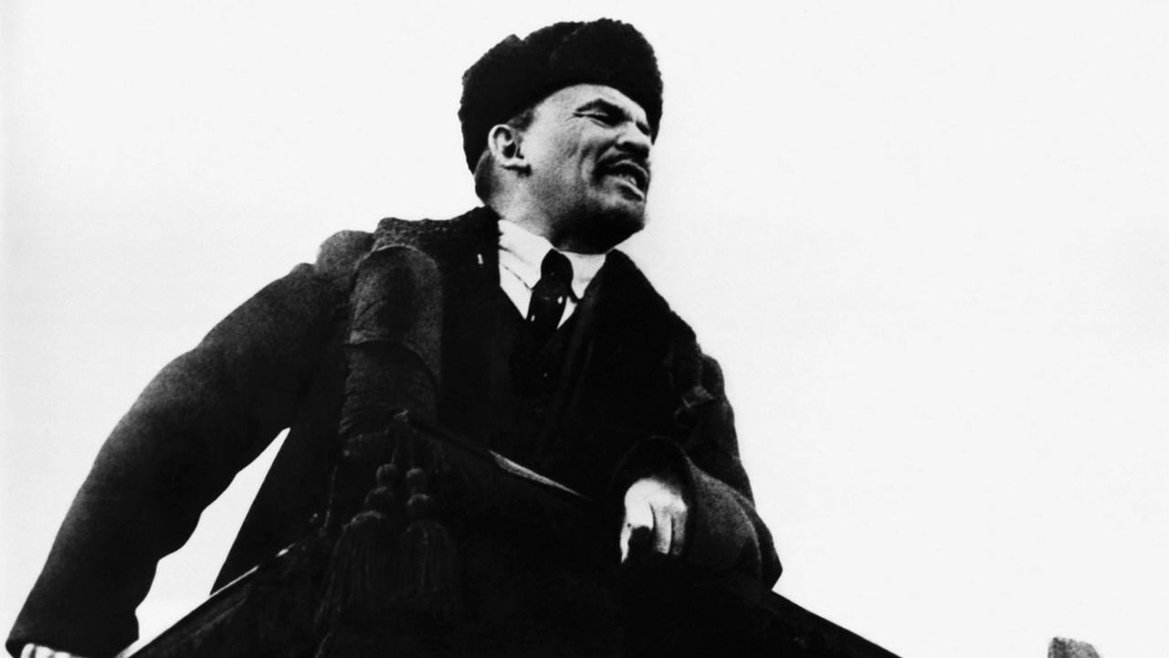 Ältestes LeninStandbild in Zentralasien durch Sturm zerstört