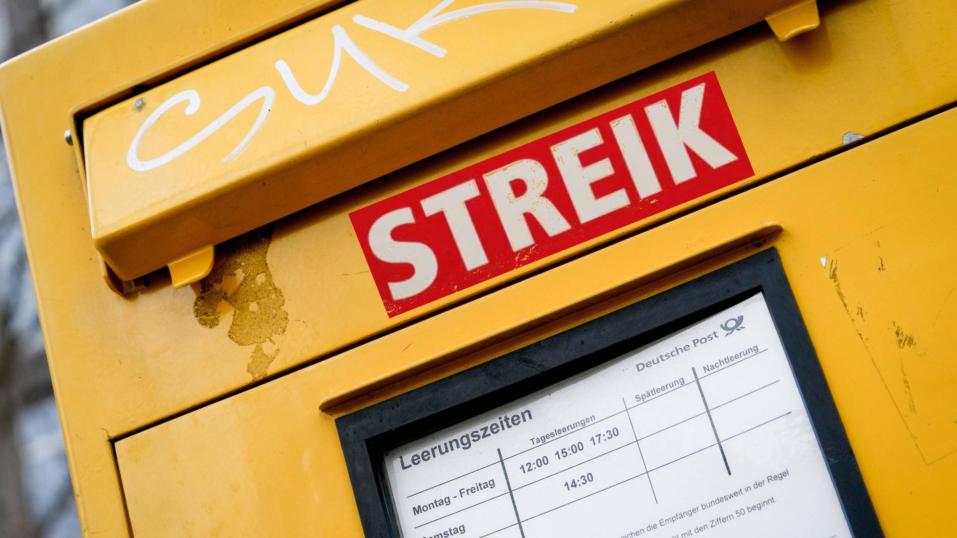 Auf einem Briefkasten steht "Streik".