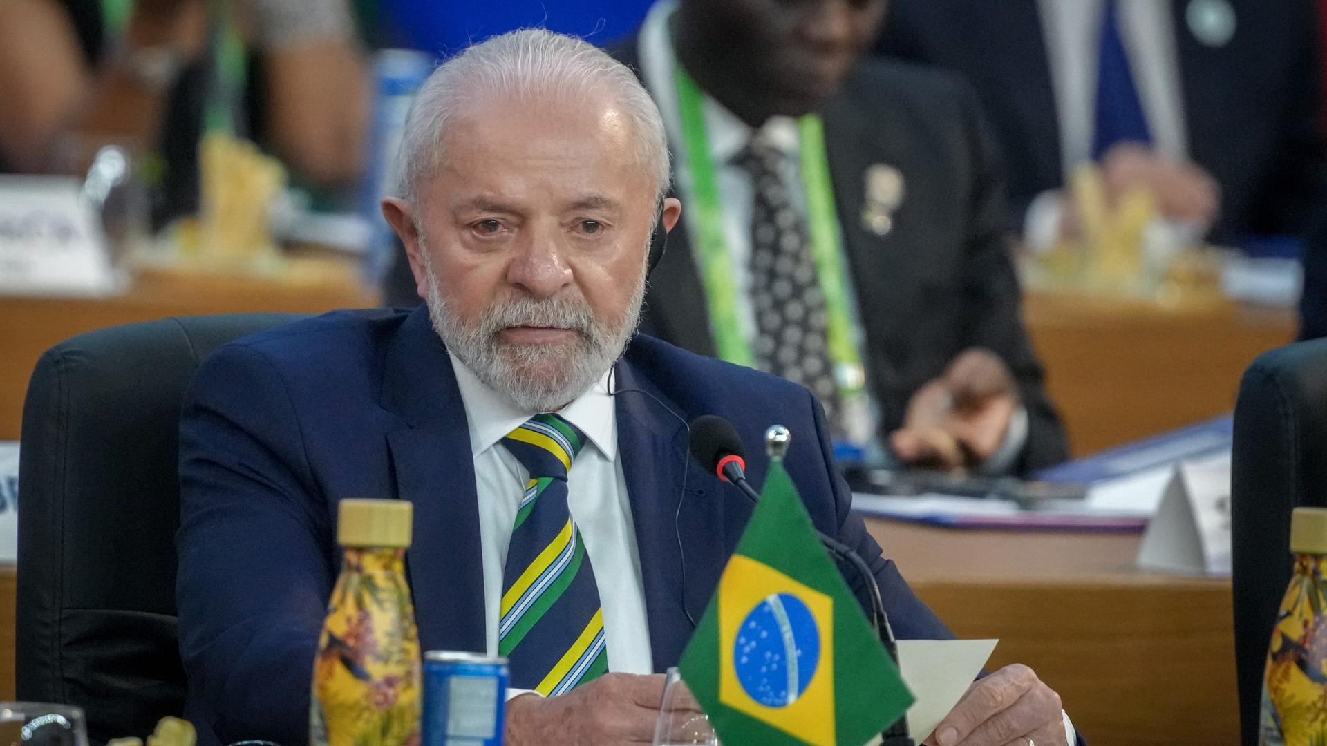 Gastgeber Lula da Silva, Präsident von Brasilien, nimmt beim G20-Gipfel an der ersten Arbeitssitzung teil. 