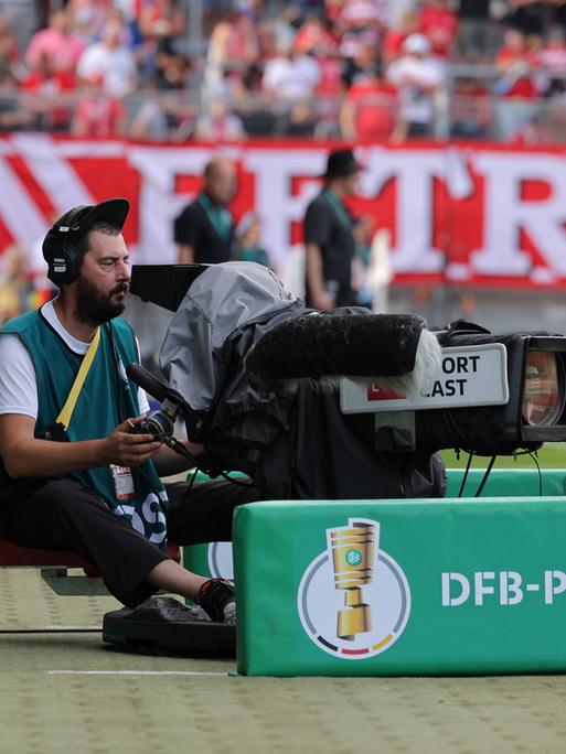 Fans im Ausland können etwa den DFB-Pokal bald über den verbandseigenen FAST-Channel verfolgen.