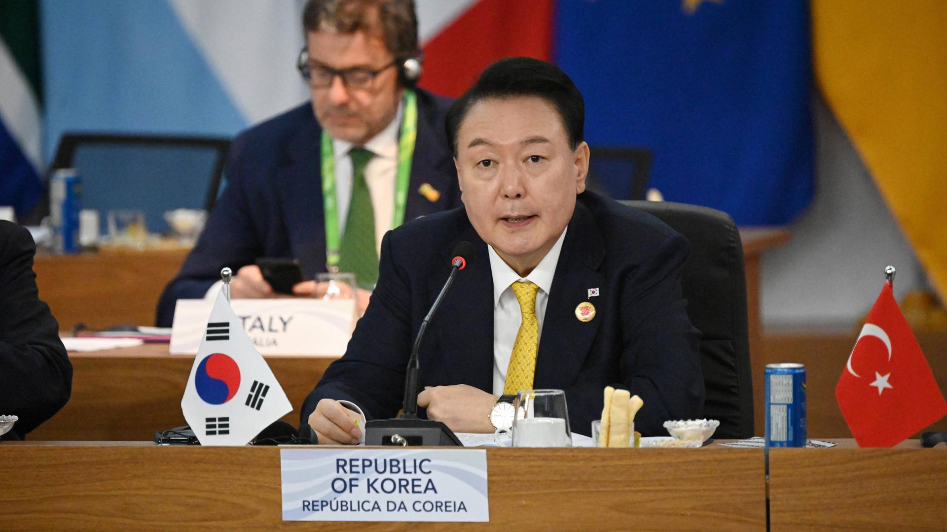 Südkoreas Präsident Yoon Suk-yeol hier beim G20-Gipfel in Rio de Janeiro, Brasilien
