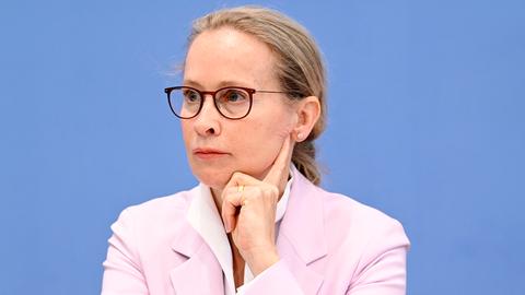 Juristin Frauke Brosius-Gersdorf in der Bundespressekonferenz.