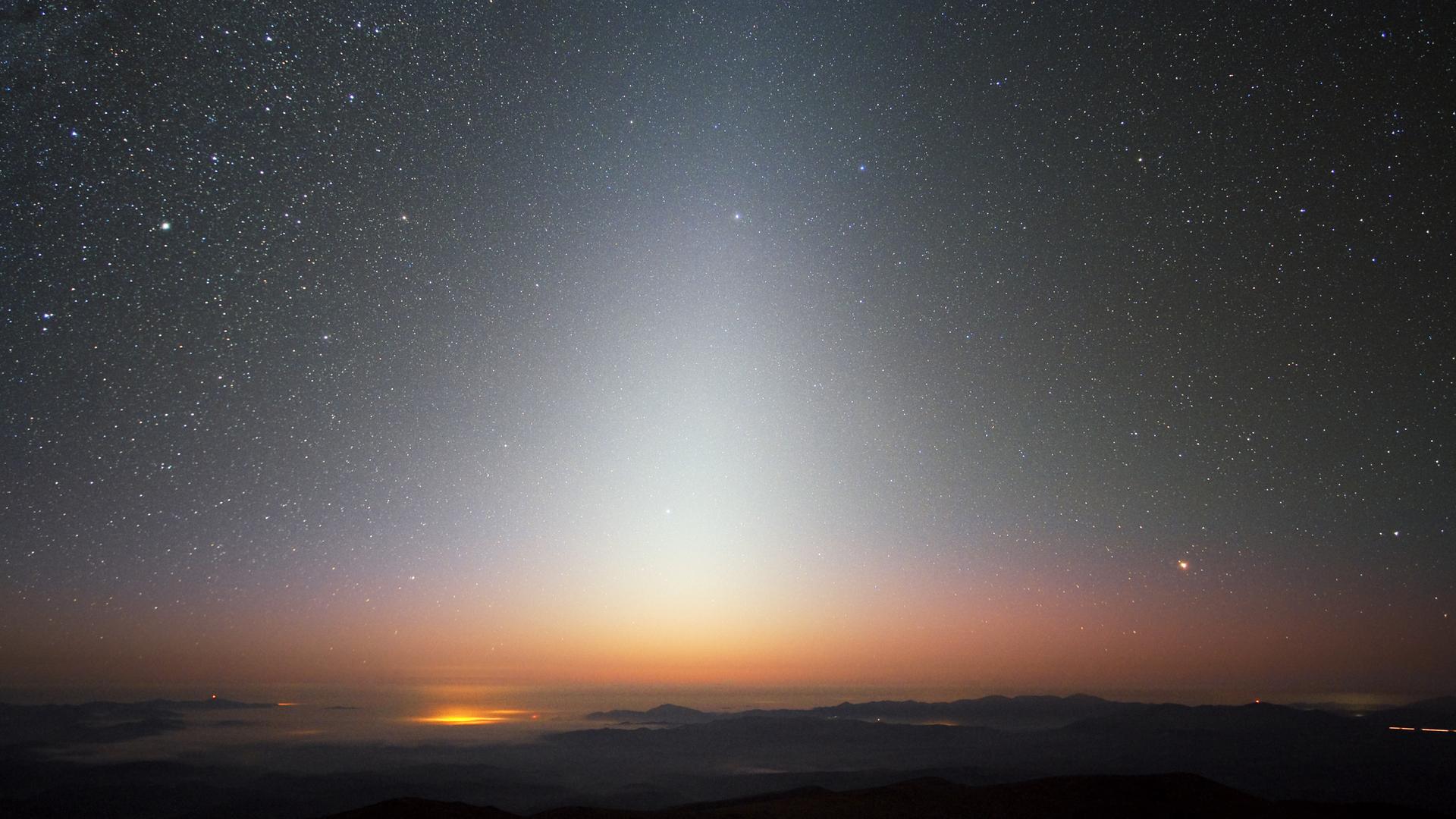 Das Zodiakallicht, beobachtet vom Observatorium La Silla in Chile 