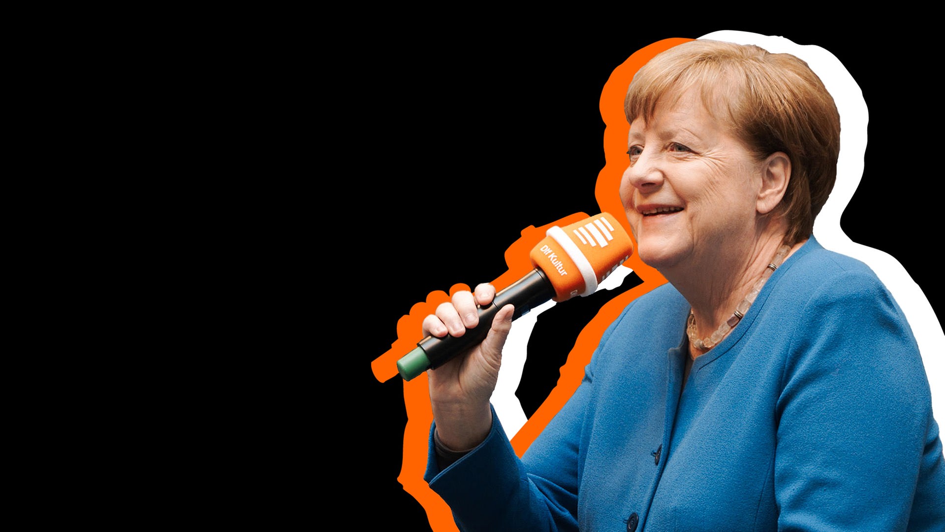 Die ehemalige Bundeskanzlerin Angela Merkel spricht in ein Mikrofon von Deutschlandfunk Kultur Die ehemalige Bundeskanzlerin Angela Merkel spricht in ein Mikrofon von Deutschlandfunk Kultur